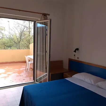 ホテル La Feluca 4*