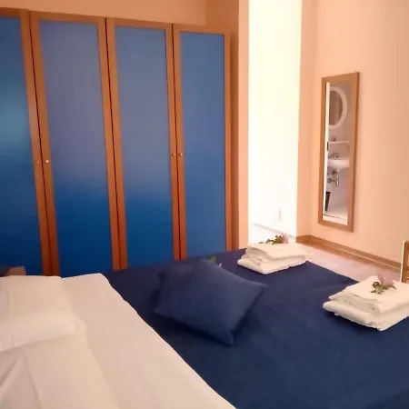 La Feluca Isca sullo Ionio