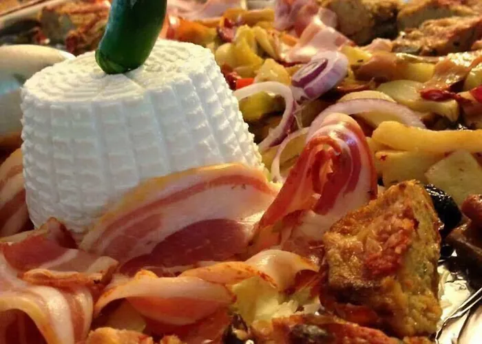 Szálloda La Feluca Isca sullo Ionio